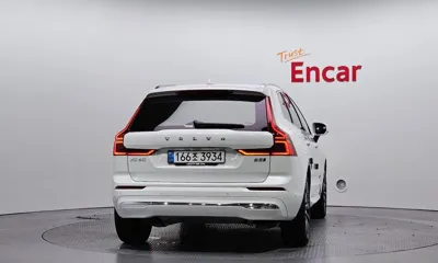 Volvo XC60 2026, 9147 км, за 42019.57 USD