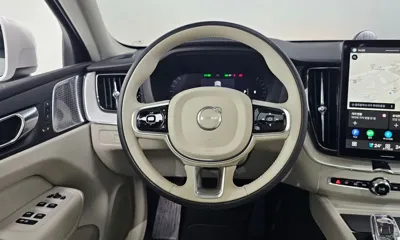 Volvo XC60 2026, 9147 км, за 42019.57 USD - фото 13