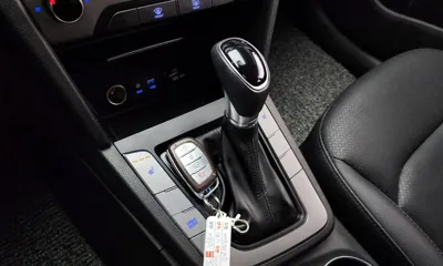 Hyundai Avante 2018, 63857 км, за 8001.57 USD - фото 9