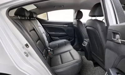 Hyundai Avante 2018, 63857 км, за 8001.57 USD - фото 11