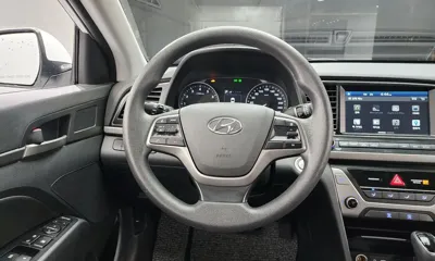 Hyundai Avante 2018, 63857 км, за 8001.57 USD - фото 14