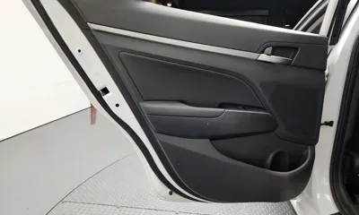 Hyundai Avante 2018, 63857 км, за 8001.57 USD - фото 25