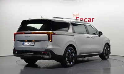 Kia Canival 2024, 31491 км, за 26632.8 USD