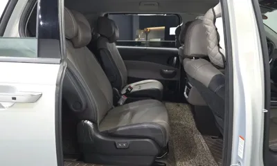 Kia Canival 2024, 31491 км, за 26632.8 USD - фото 12