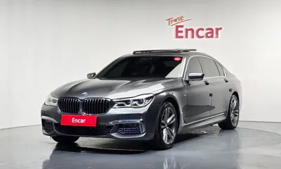 BMW 7-Series · 2017 год