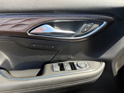 Buick Envision S 2022, 42000 км, за 16792.23 USD - фото 12