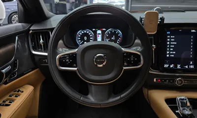 Volvo S90 2021, 32446 км, за 23354.17 USD - фото 13