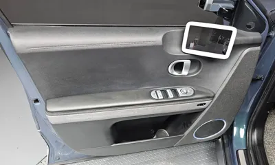 Hyundai Ioniq5 2023, 96563 км, за 18762.22 USD - фото 24