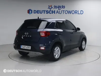 Hyundai Venue 2025, 26539 км, за 12799.84 USD
