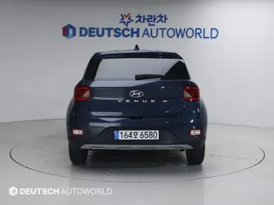 Hyundai Venue 2025, 26539 км, за 12799.84 USD