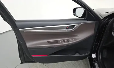 Hyundai Grandeur 2023, 56005 км, за 16198.3 USD - фото 25