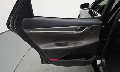 Hyundai Grandeur 2023, 56005 км, за 16198.3 USD - фото 26