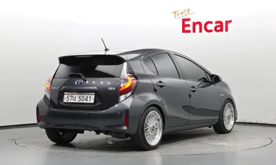 Toyota Prius 2018, 68645 км, за 8660.54 USD