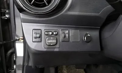 Toyota Prius 2018, 68645 км, за 8660.54 USD - фото 13