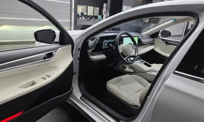 Hyundai Grandeur 2022, 41878 км, за 15400.14 USD - фото 10