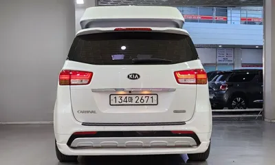 Kia Canival