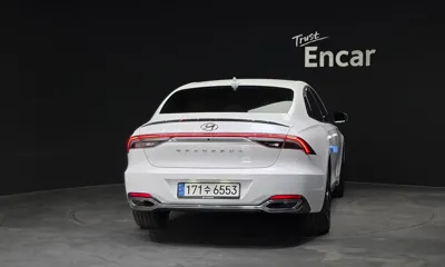 Hyundai Grandeur 2022, 23334 км, за 18892.52 USD