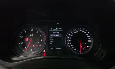 Hyundai Veloster 2019, 41143 км, за 9237.58 USD - фото 8