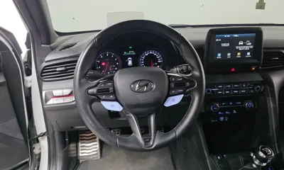 Hyundai Veloster 2019, 41143 км, за 9237.58 USD - фото 15