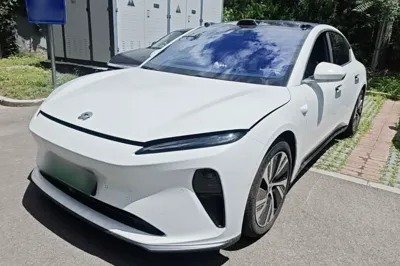 Nio ET5 · 2024 год