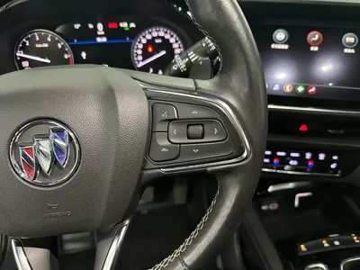 Buick Envision Plus 2021, 36000 км, за 14243.4 USD - фото 8