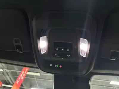 Buick Envision Plus 2021, 36000 км, за 14243.4 USD - фото 16