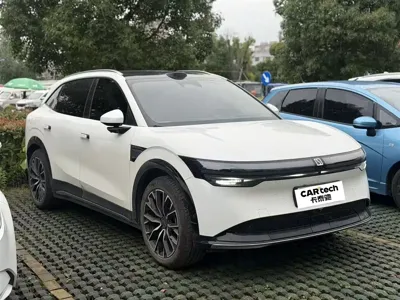 Zeekr 7X · 2025 год