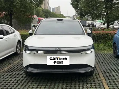 Zeekr 7X 2025, 25000 км, за 26545.74 USD