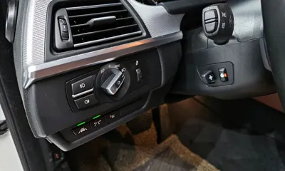 BMW 6-Series 2018, 97688 км, за 22196.36 USD - фото 16