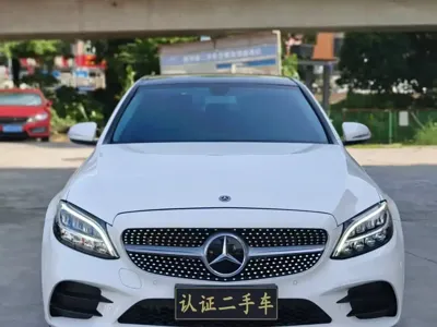Mercedes-Benz C-Class 2020, 69000 км, за 16030.87 USD