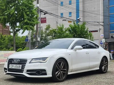 Audi A7 · 2013 год