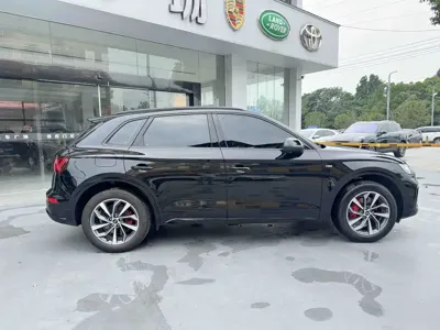 Audi Q5L 2025, 9000 км, за 35284.78 USD