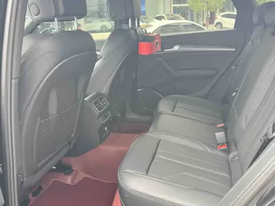 Audi Q5L 2025, 9000 км, за 35284.78 USD - фото 9