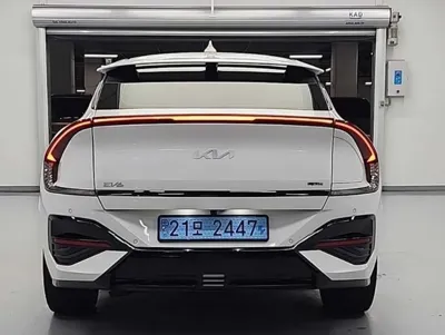 Kia EV6 2025, 4598 км, за 30182.49 USD