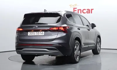 Hyundai Santafe 2023, 31703 км, за 16404.1 USD