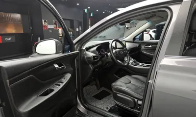 Hyundai Santafe 2023, 31703 км, за 16404.1 USD - фото 10