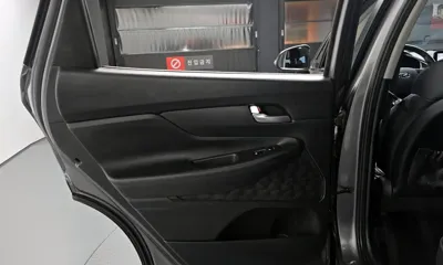 Hyundai Santafe 2023, 31703 км, за 16404.1 USD - фото 25