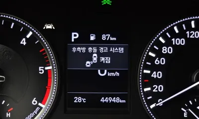 Hyundai Santafe 2019, 44948 км, за 12573.3 USD - фото 18