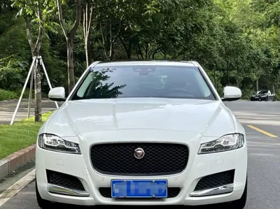 Jaguar XFL 2018, 100000 км, за 11332.54 USD