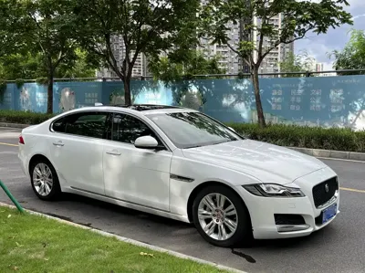 Jaguar XFL 2018, 100000 км, за 11332.54 USD