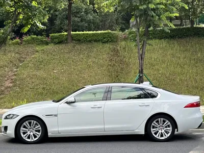 Jaguar XFL 2018, 100000 км, за 11332.54 USD