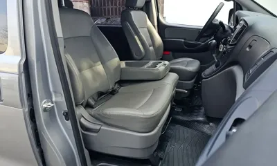 Hyundai Starex 2017, 84886 км, за 8467.9 USD - фото 10