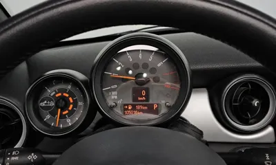 MINI Roadster 2015, 105016 км, за 5759.41 USD - фото 8