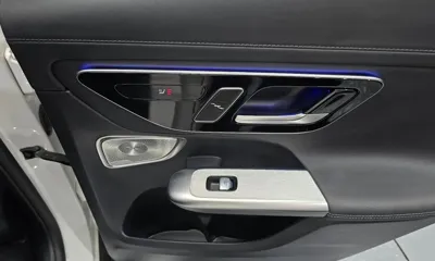 Mercedes-Benz GLC-Class 2024, 62573 км, за 44505.71 USD - фото 30