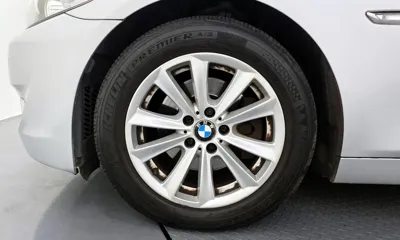 BMW 5-Series 2013, 161176 км, за 3216.49 USD
