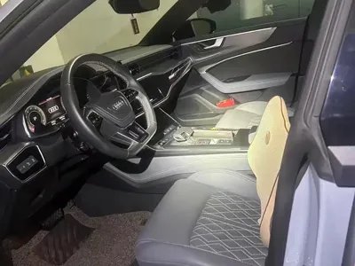 Audi A7L 2024, 6000 км, за 45143.33 USD