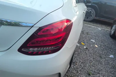 Mercedes-Benz C-Class 2018, 101400 км, за 13945 USD - фото 9