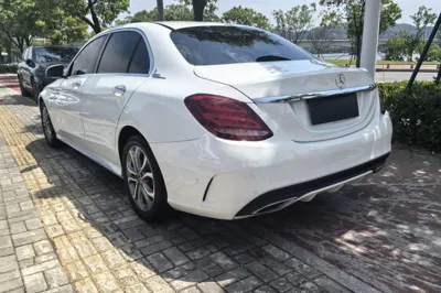 Mercedes-Benz C-Class 2018, 101400 км, за 13945 USD - фото 15