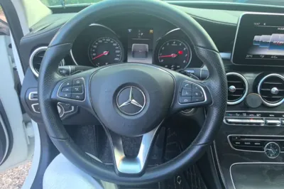 Mercedes-Benz C-Class 2018, 101400 км, за 13945 USD - фото 19