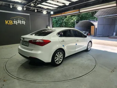 Kia K3 2014, 113918 км, за 3019.56 USD - фото 7